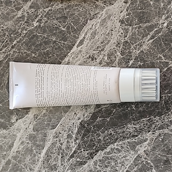 MINDY MCNIGHT HAIRITAGE Scalp Exfoliator Scrubs Away Build-Up - Picture 5 of 7